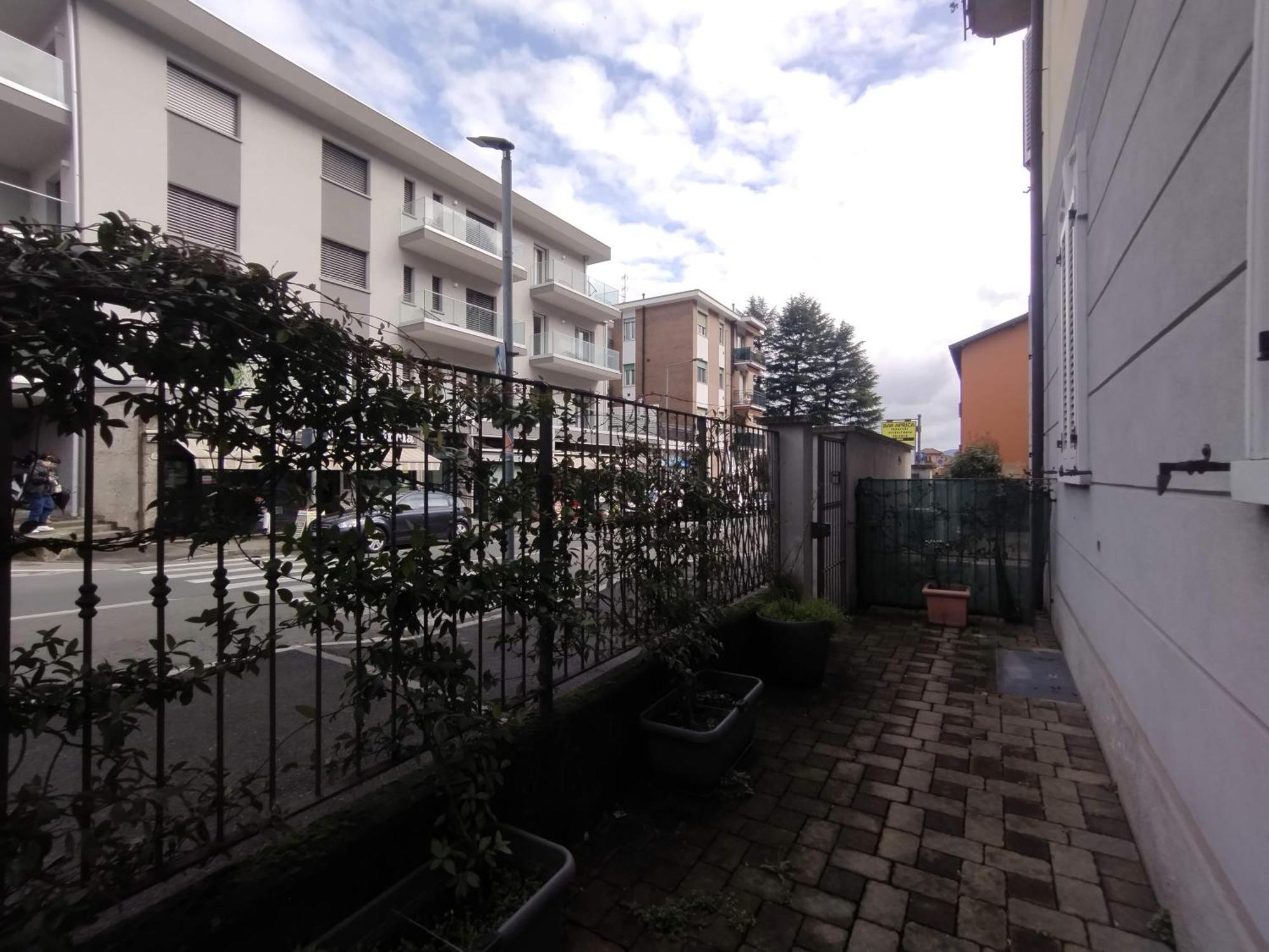 Апартаменты The Garden House Комо Экстерьер фото